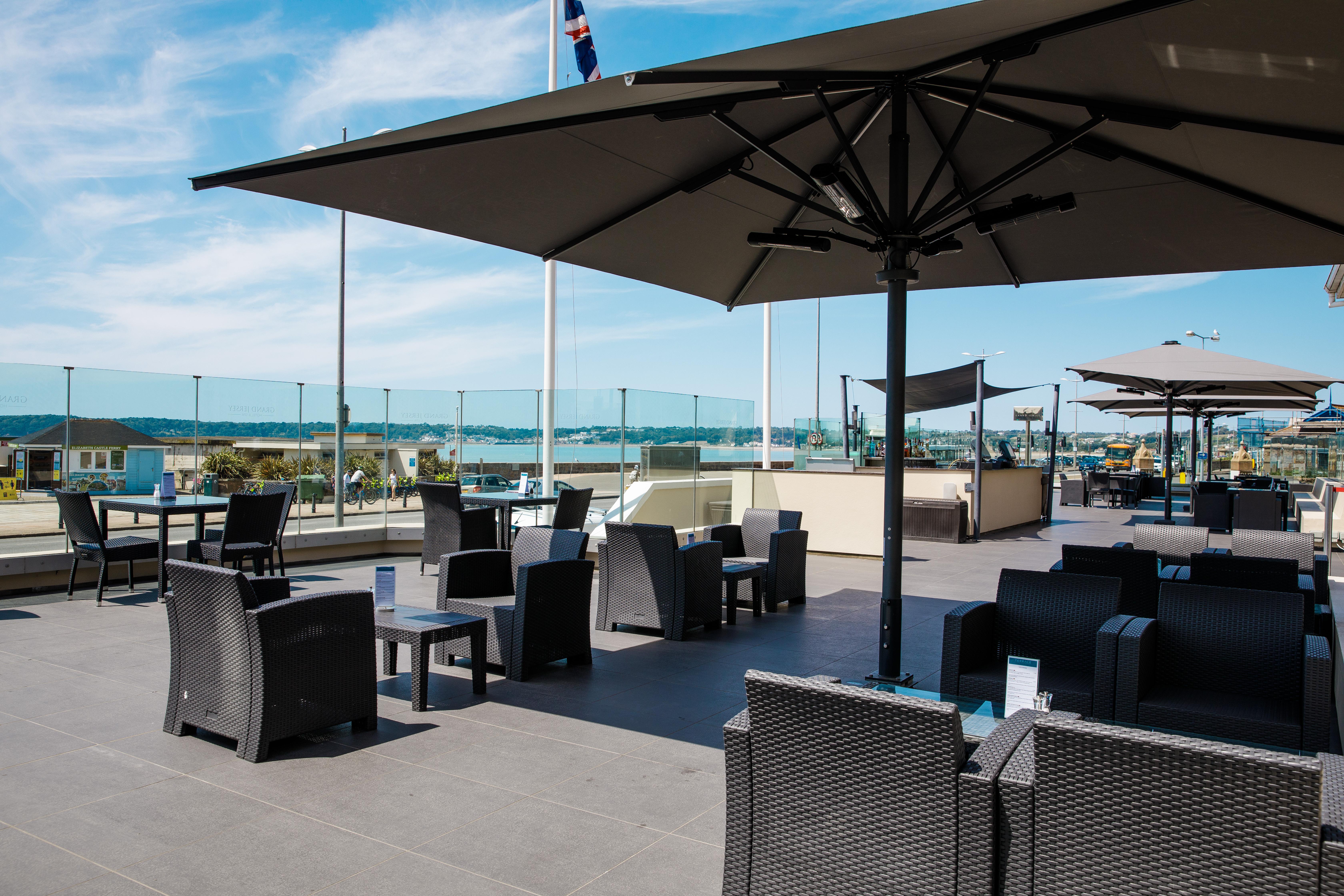 Saint Helier Jersey Grand Jersey Hotel And Spa מראה חיצוני תמונה The rooftop lounge at the hotel