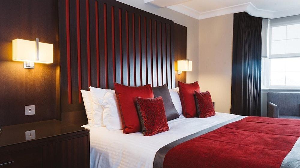 Saint Helier Jersey Grand Jersey Hotel And Spa מראה חיצוני תמונה A bedroom at the hotel