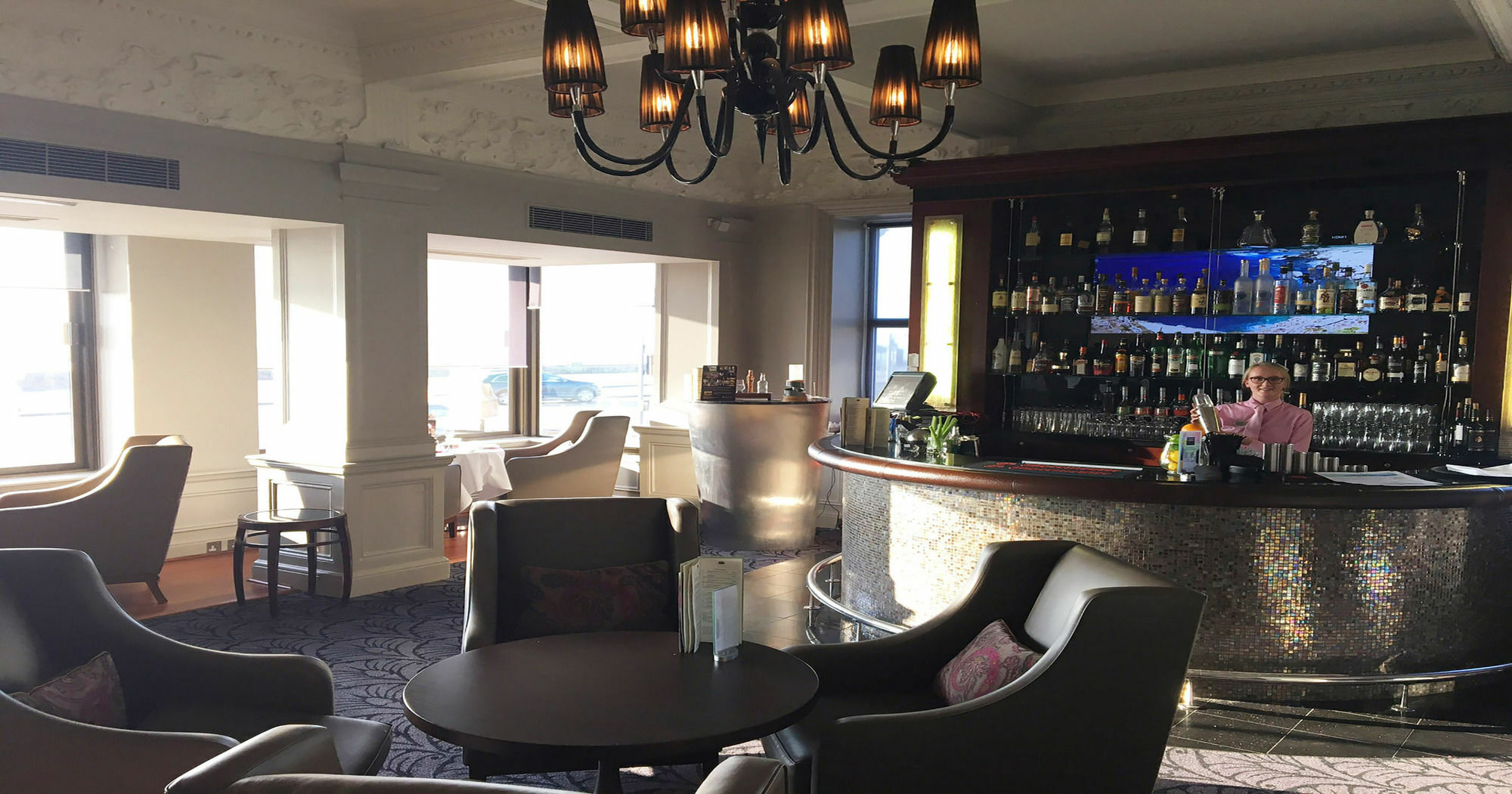 Saint Helier Jersey Grand Jersey Hotel And Spa מראה חיצוני תמונה The bar at the 1901