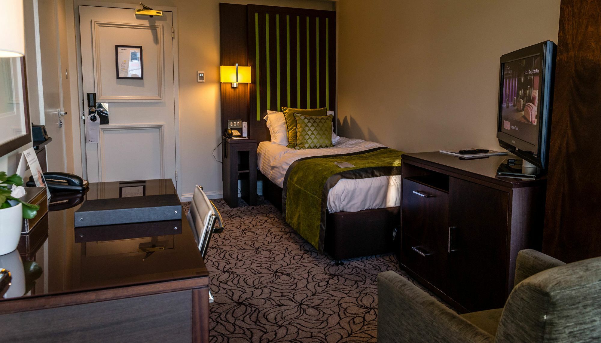 Saint Helier Jersey Grand Jersey Hotel And Spa מראה חיצוני תמונה A single room at the hotel